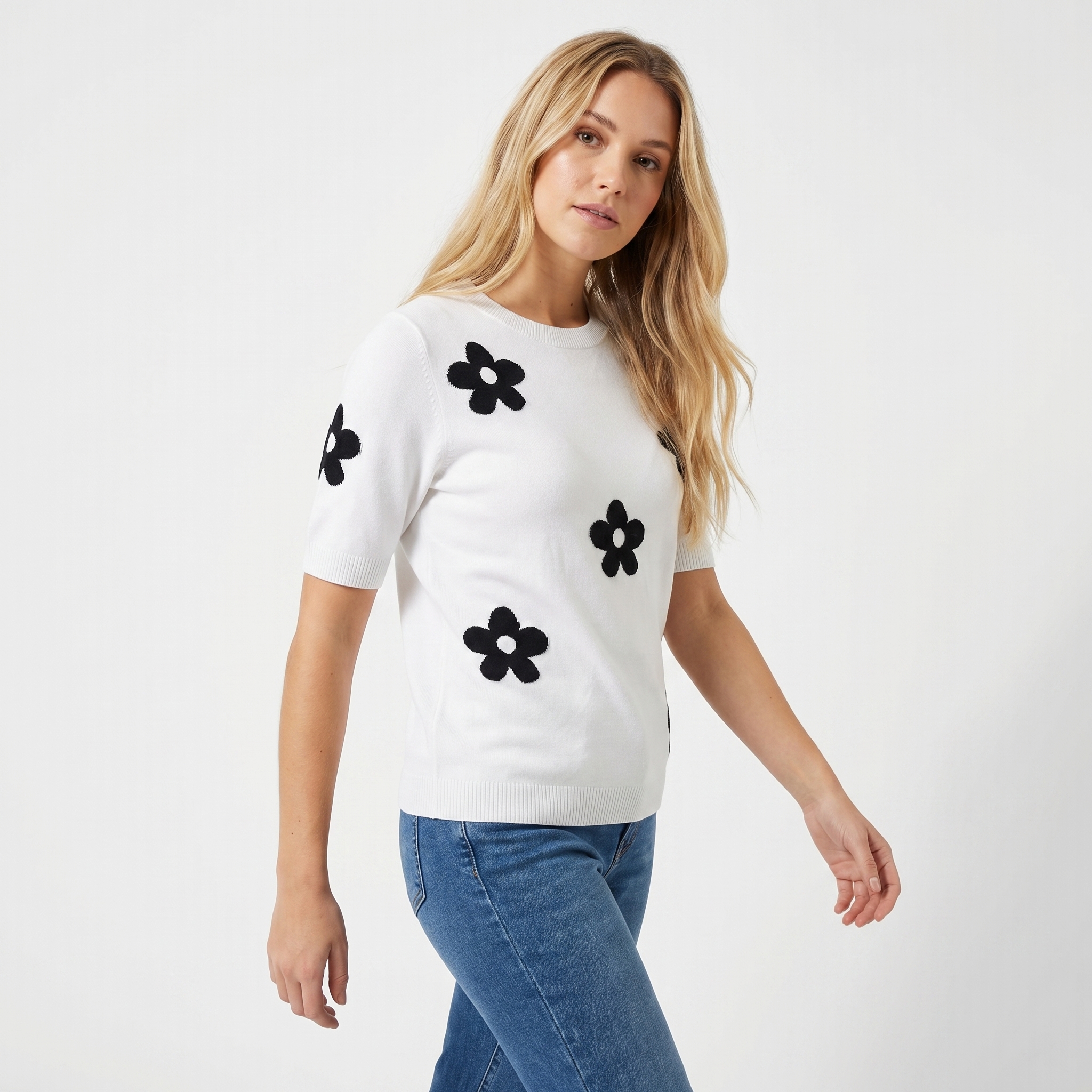 Sally Flower Pullover