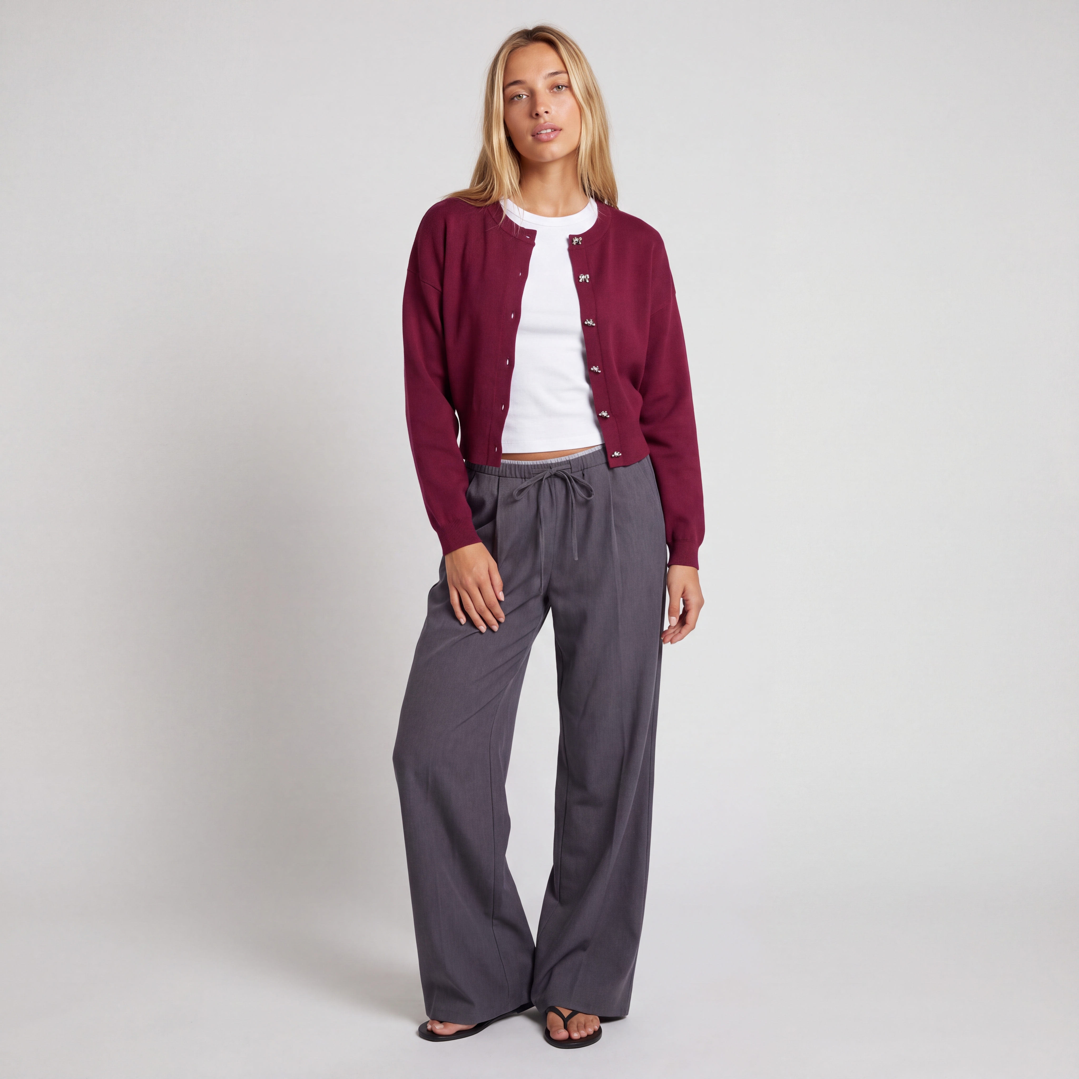 Cardigans: Annelie Cardigan en Bordeaux CHF 29.95 pour femme | Chicorée