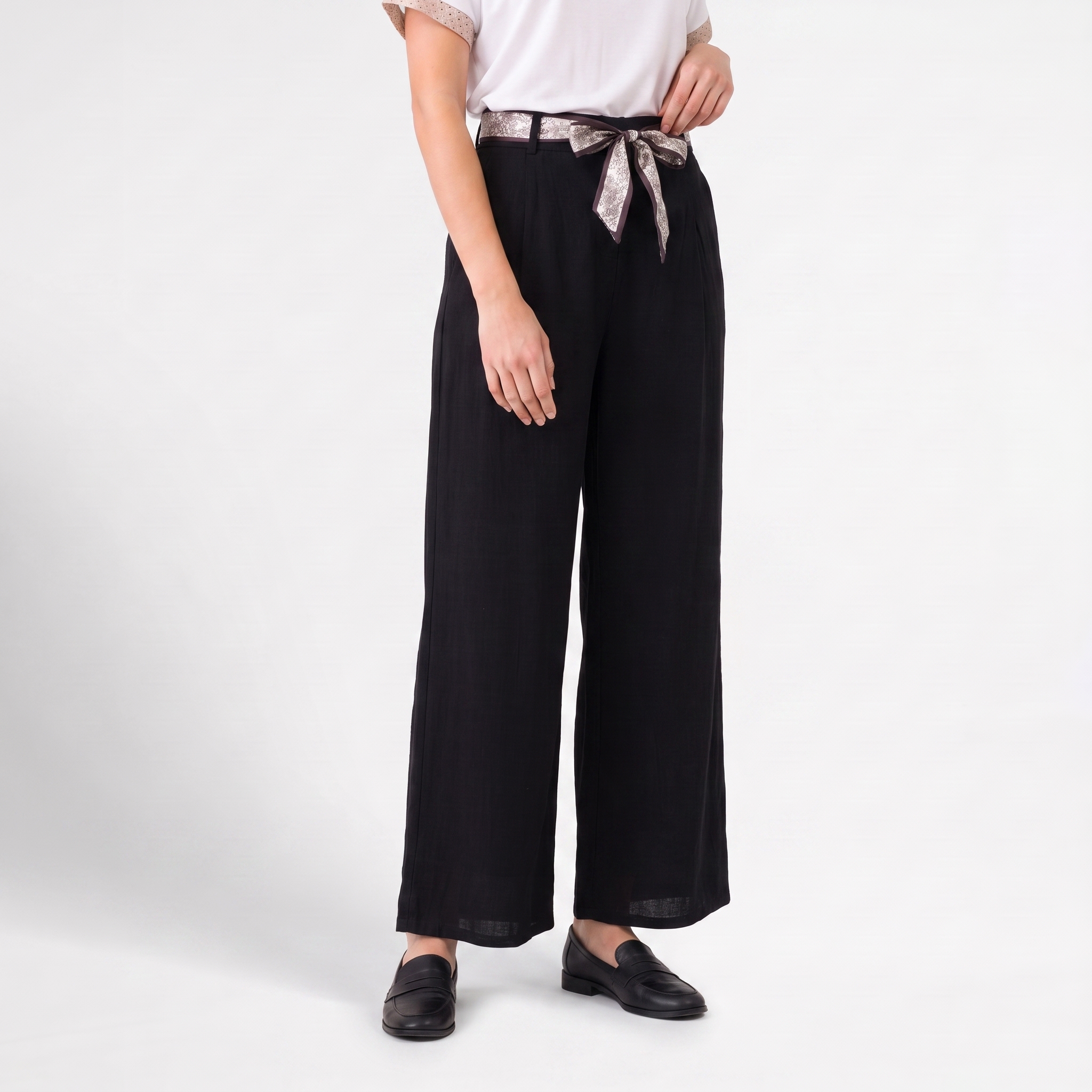 Tobi Shorts