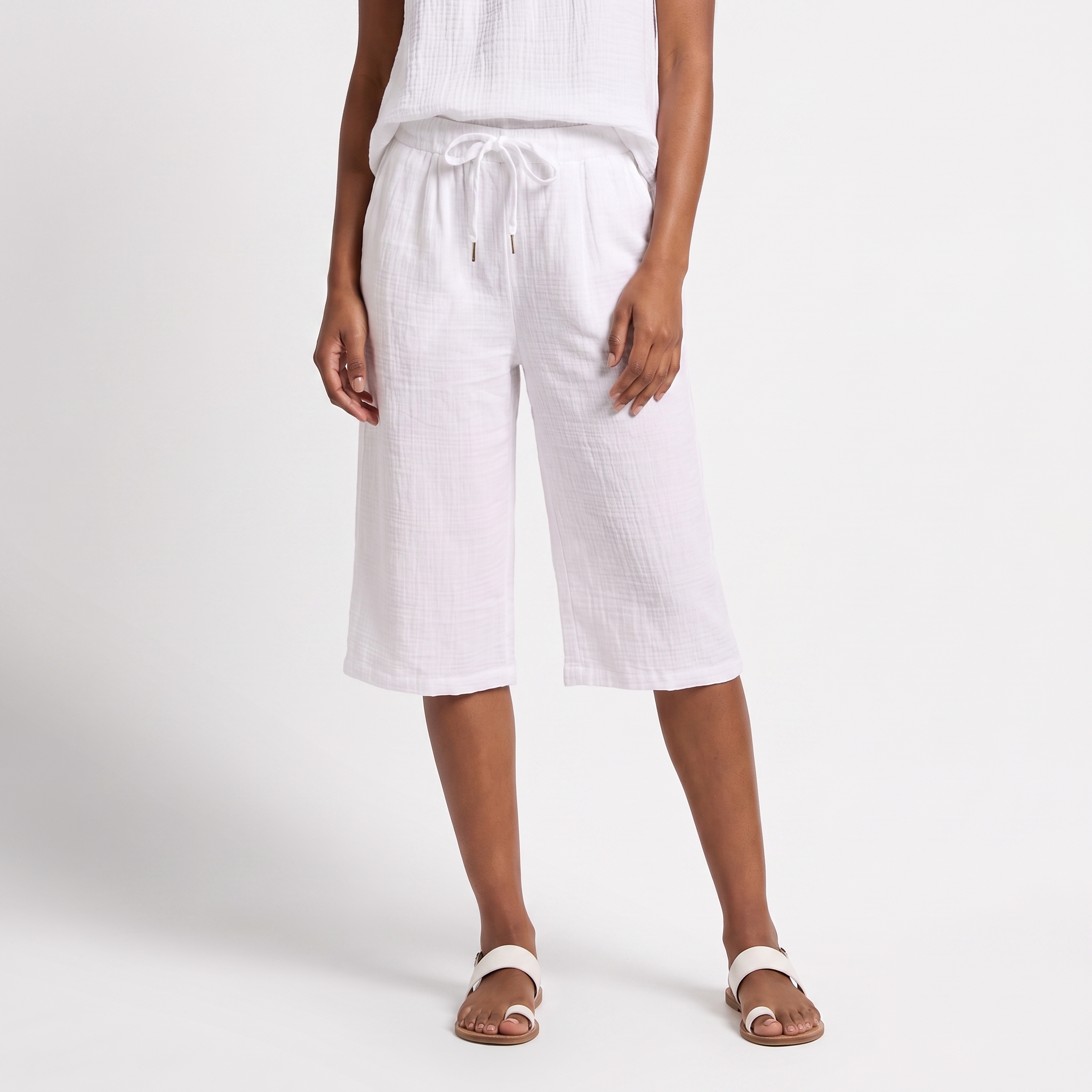 Tagi Shorts