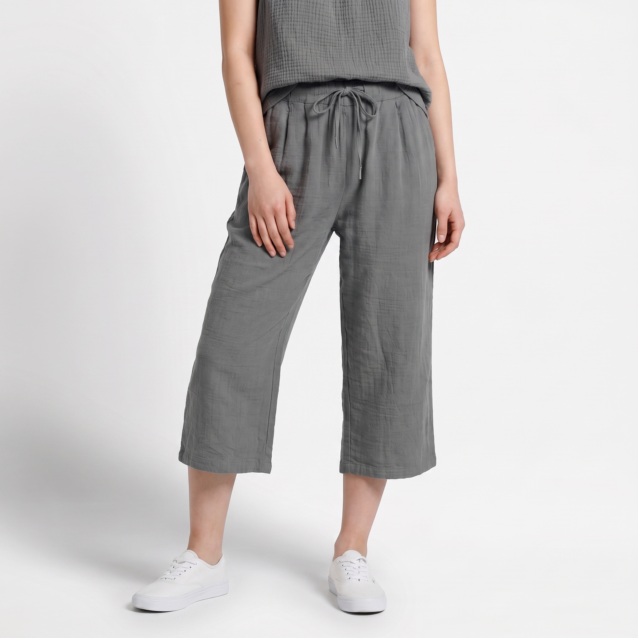 Tagi Shorts